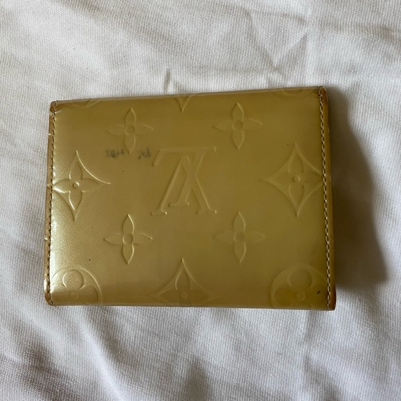 Louis Vuitton Card Holder - Picture 5 of 6